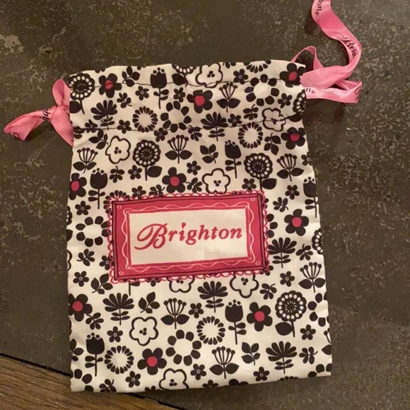 COPY - Brighton heart ring - Picture 3 of 5